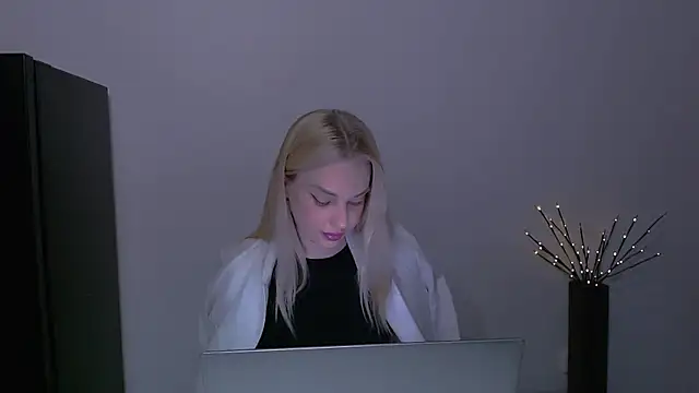 Lia_noo_regrets 웹캠 쇼