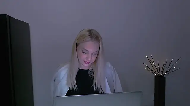 Lia_noo_regrets Webcam-Show