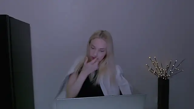 Lia_noo_regrets 웹캠 쇼