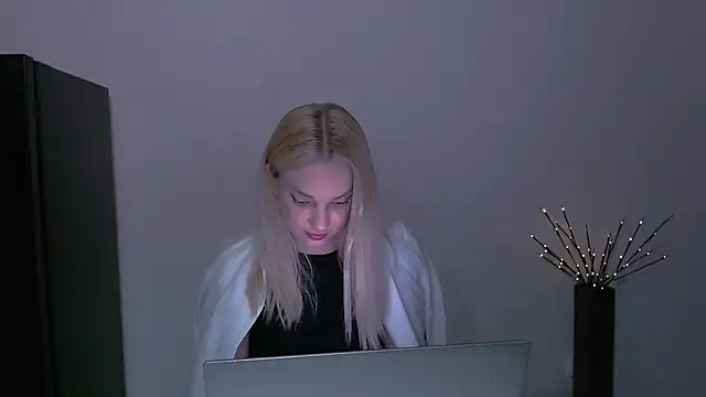 عرض كام Lia_noo_regrets