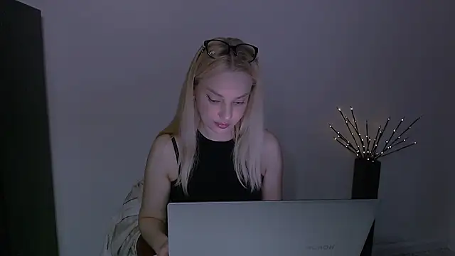 Show Webcam de Lia_noo_regrets