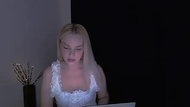 Lia_noo_regrets Webcam show