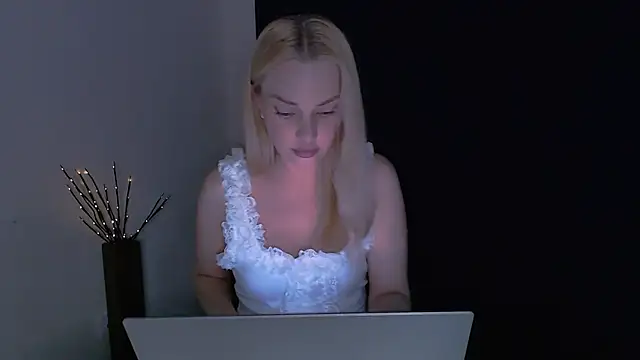 Lia_noo_regrets – webcam-show