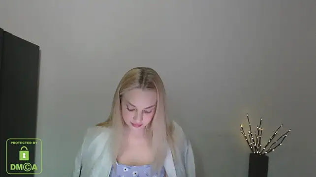 Lia_noo_regrets webcam show