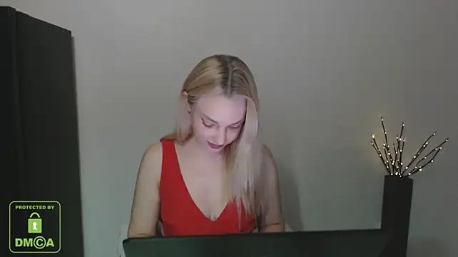 Pokazy przed kamerką – Lia_noo_regrets