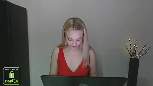 Pokazy przed kamerką – Lia_noo_regrets