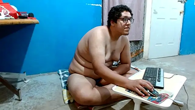 MeisanPaul Pertunjukan Webcam