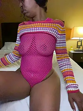 StaciDiamondのライブXXXチャット