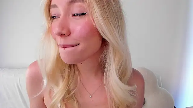 DanaCandy's Live XXX Chat