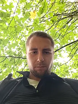 Vladyslav30 Show in webcam