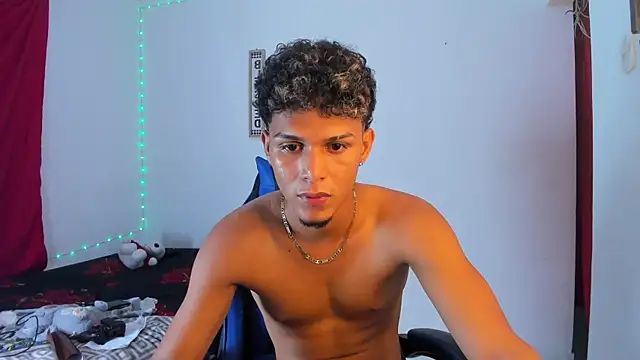 Master_hot06 Webcamshow