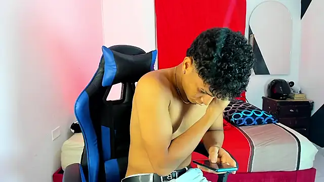 Master_hot06 Webcamshow