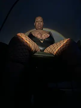 Toaoamazonnae Webcam show