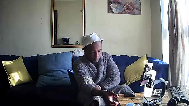 SHORTGUN_STALLION Webcam-Show