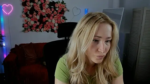 AstraMonroe's Live XXX Chat