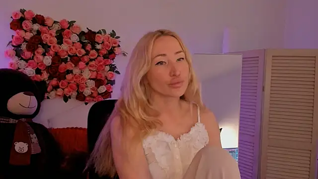 Živý XXX chat AstraMonroe
