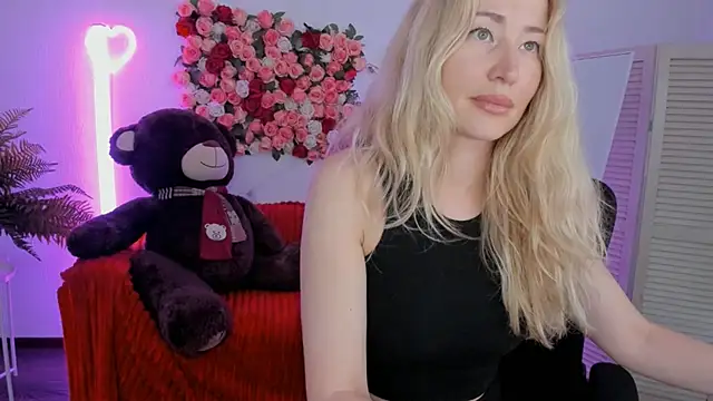 Chatroom XXX en direct de AstraMonroe