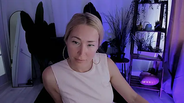 AstraMonroe – Live XXX-chat