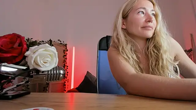 Chat XXX en directo de AstraMonroe