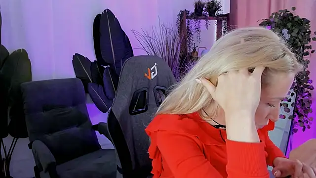 AstraMonroe Live XXX-chat