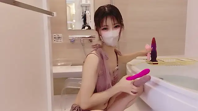 -Nyanko-chan- XXX чат на живо