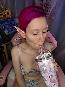 צ'אט XXX בשידור חי של Fuzzy_Unicorn