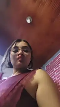 دردشة LiliThara الجنسية المباشرة