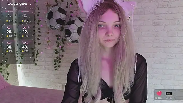 AnimeAlica18 XXX чат на живо