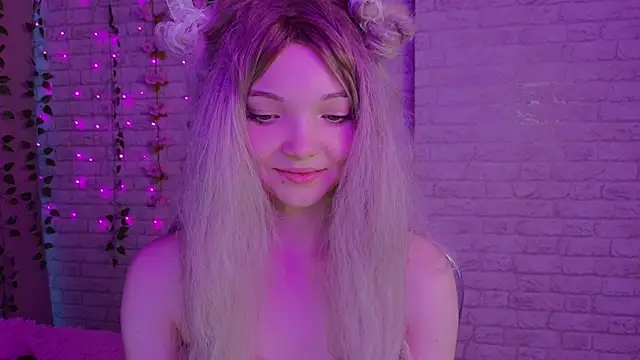 AnimeAlica18 Adlı Modelin Web Kamerası Şovu