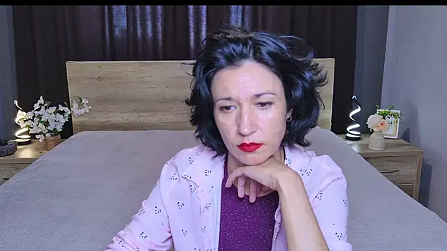 CameronEnns' Live XXX Chat