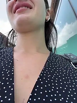 MiraReach Webcam show