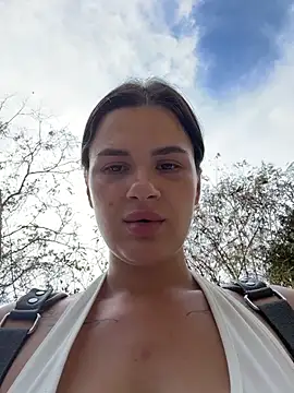 MiraReach's Webcam Show