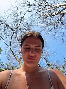 Show modela MiraReach na web-kameri