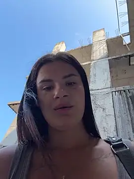 MiraReach Pertunjukan Webcam