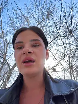 MiraReach ওয়েবক্যাম শো