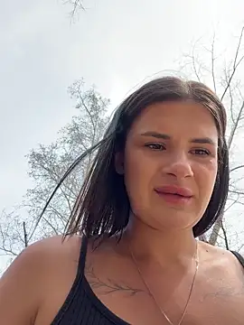 MiraReach's Webcam Show