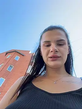 MiraReach's Webcam Show