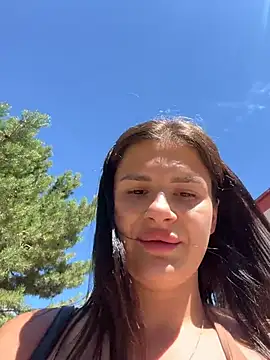MiraReach's Webcam Show