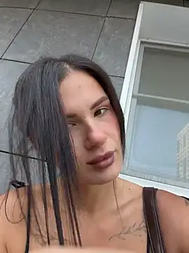 MiraReach's Webcam Show