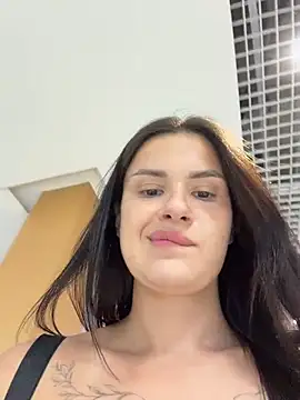 MiraReach's Webcam Show
