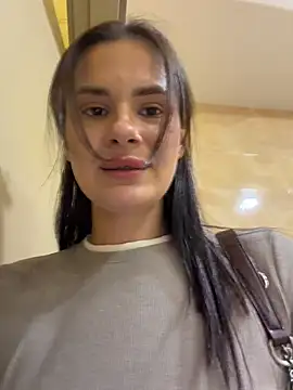 MiraReach's Webcam Show