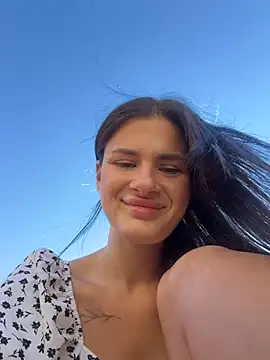 MiraReach Шоу с уебкамера
