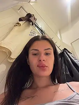 MiraReach's Webcam Show