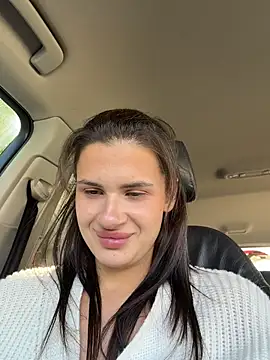 MiraReachn Webbikameraesitys