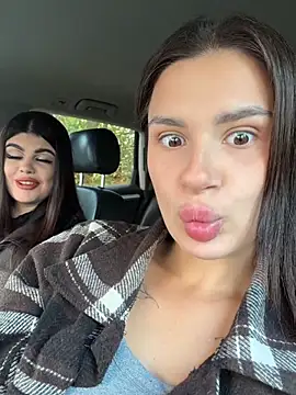 MiraReach's Live XXX Chat