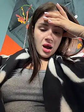 MiraReach's Webcam Show
