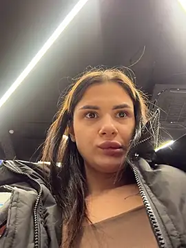 MiraReach's Webcam Show