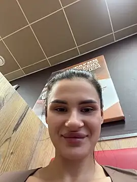 MiraReach's Webcam Show