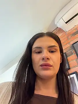 MiraReachn Webbikameraesitys