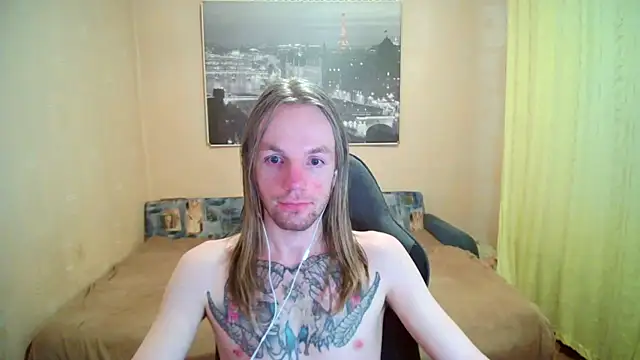 הופעת וובקאם של AdamDickens